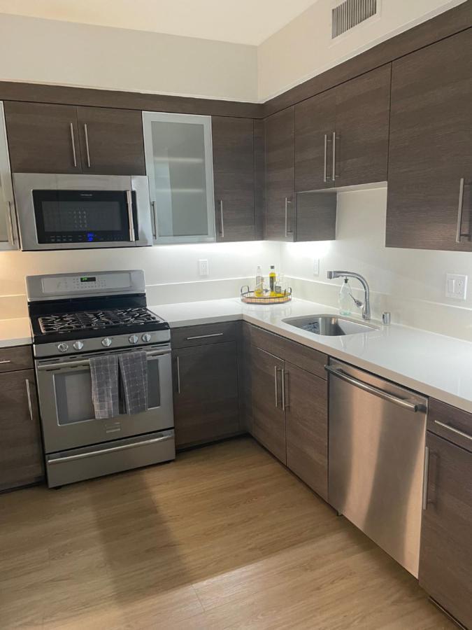 Las Palmas - Modern, Stylish, Spacious, Secure & Tranquil Condo With 2 Master Suite Bedrooms - Wlk To Sm Pier Los Angeles Buitenkant foto