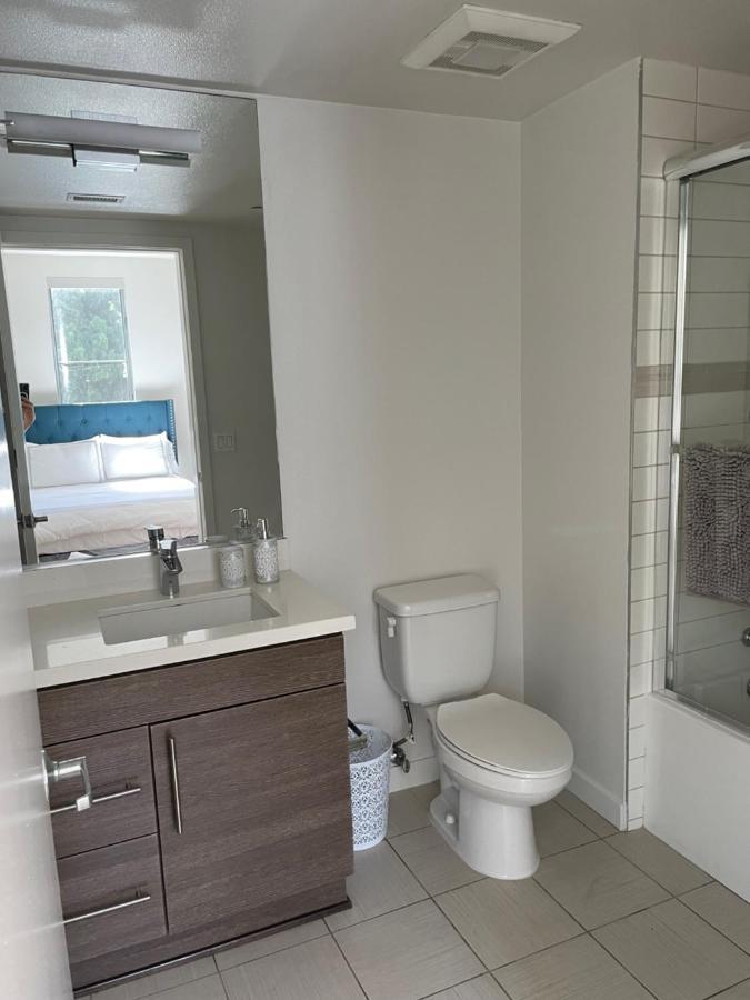 Las Palmas - Modern, Stylish, Spacious, Secure & Tranquil Condo With 2 Master Suite Bedrooms - Wlk To Sm Pier Los Angeles Buitenkant foto