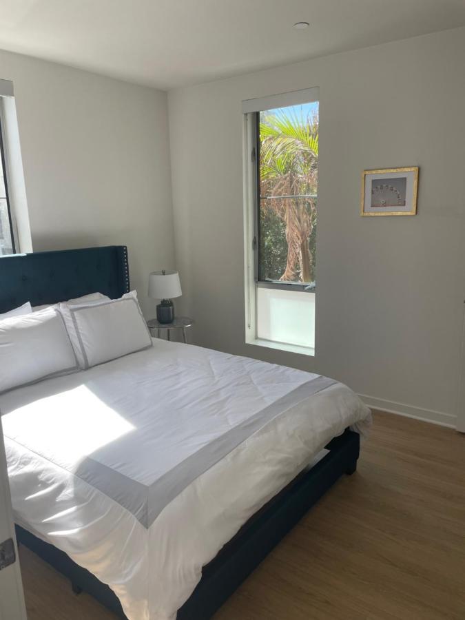 Las Palmas - Modern, Stylish, Spacious, Secure & Tranquil Condo With 2 Master Suite Bedrooms - Wlk To Sm Pier Los Angeles Buitenkant foto